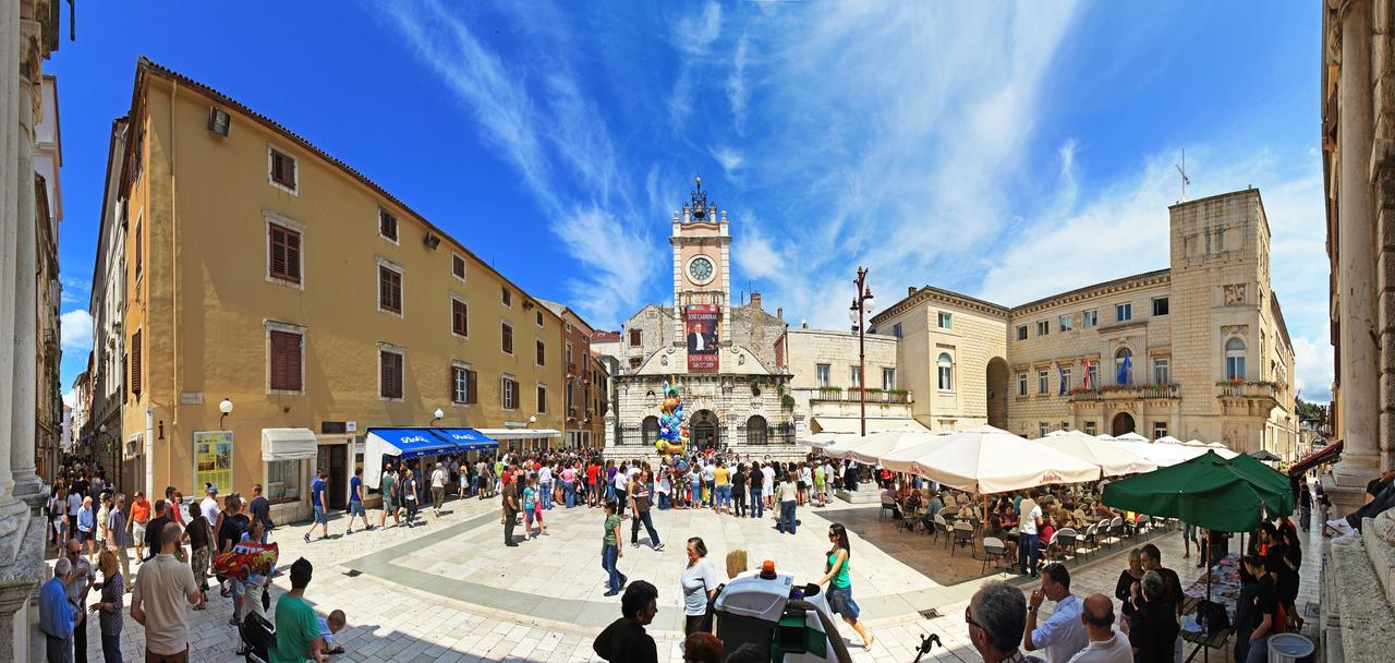 Main Street Studio And Rooms Zadar Ngoại thất bức ảnh